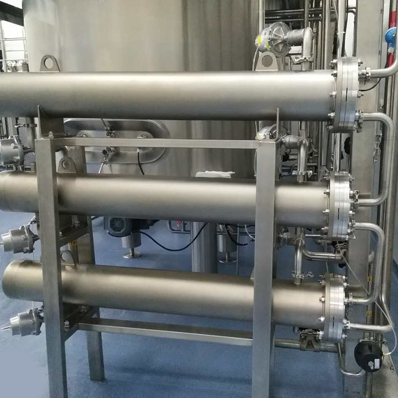 Sanitetsskal och rörvärmeväxlare